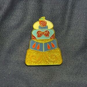 Disney Loungefly Princess Cake Blind Box Snow White Pin